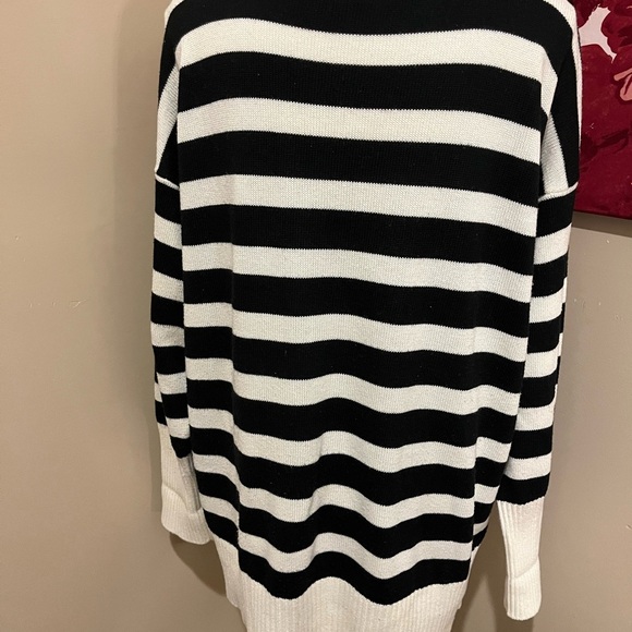 Catherine Malandrino Black and White Crew Neck Sweater - Picture 3 of 7